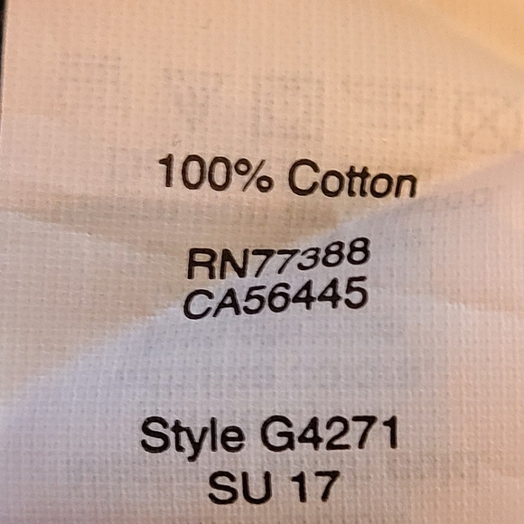 J. Crew Men's Classic Short Sleeve Button Down Shirt, Size: Medium Color: Island - Picture 13 of 16